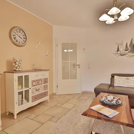 Apartment Residenz Ostseestrand 6 *